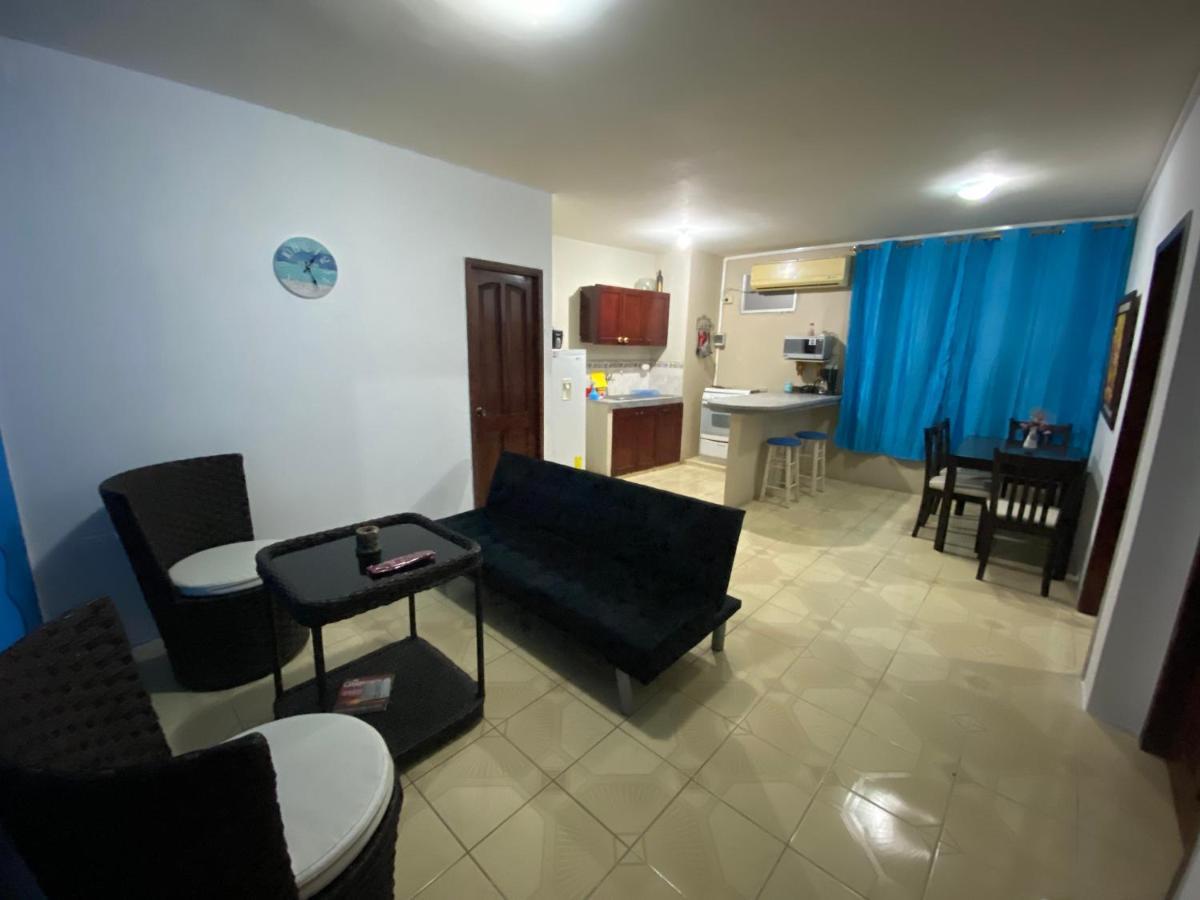 Playa Suites, Cerca Del Malecon Manta Exterior photo