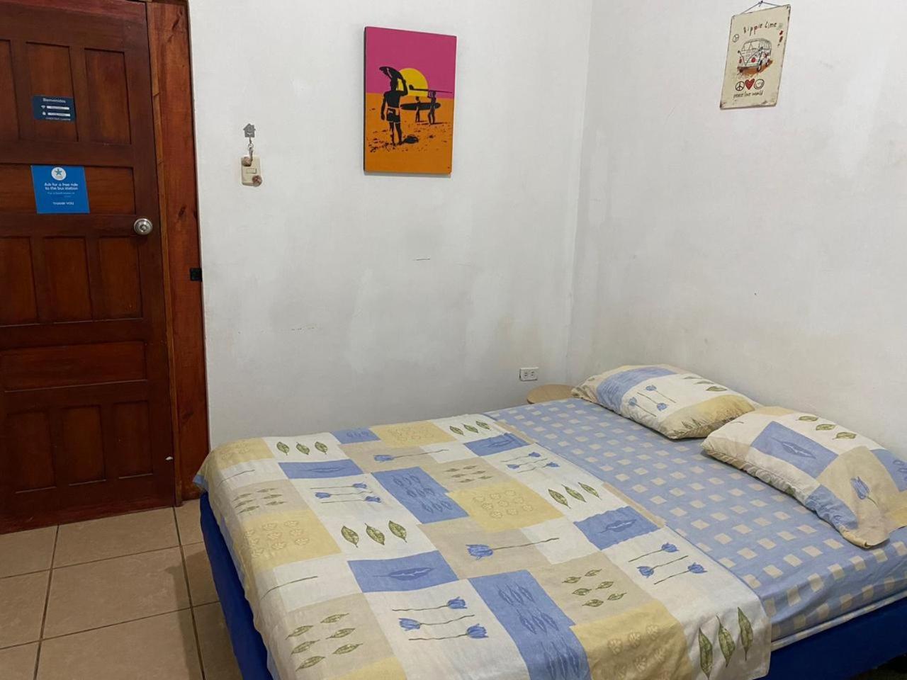Playa Suites, Cerca Del Malecon Manta Exterior photo